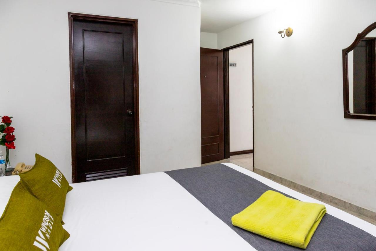 Hotel Windsor Plaza - Downtown カリ エクステリア 写真